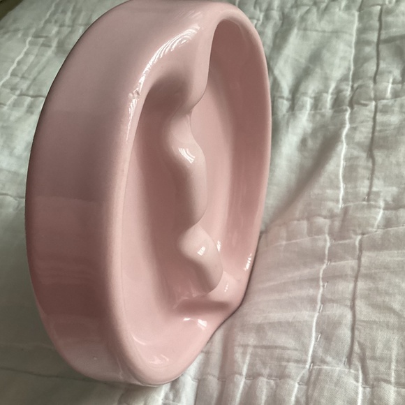 LIGHT PINK CERAMIC 80’S  LOOK ASHTRAY - Picture 6 of 7